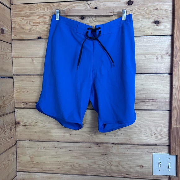 Old Navy Azure Drawstring Shorts - Picture 7 of 7
